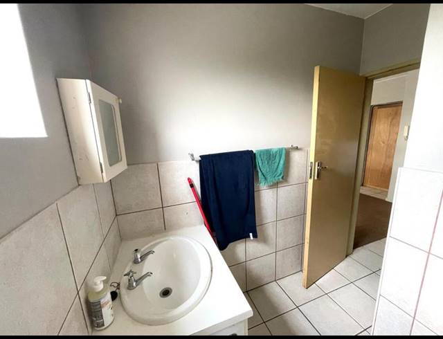 0 BEDROOM APARTMENT FOR SALE IN KANNONIERS PARK